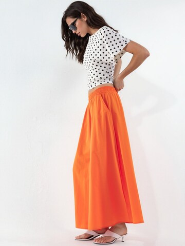 Busem Skirt in Orange