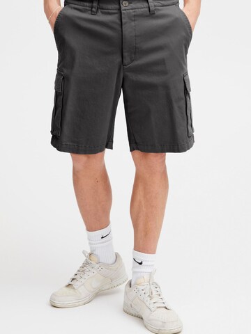 !Solid Loosefit Cargohose' JOE ' in Schwarz: Vorderseite