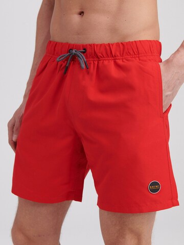 Shorts de bain Shiwi en rouge