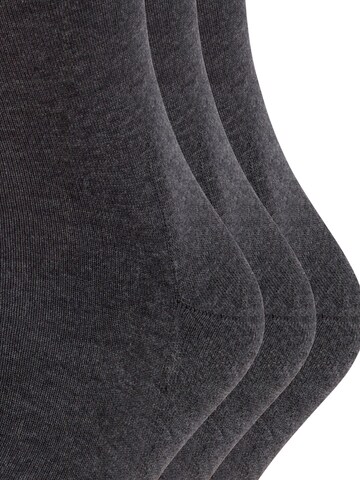 FALKE Socken 'Run 3-Pack'‌‌‌ in Grau