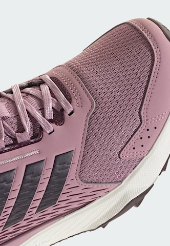 Chaussure de course 'Tracefinder' ADIDAS TERREX en violet