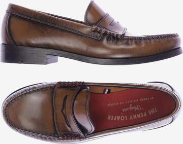TOMMY HILFIGER Flats & Loafers in 42 in Brown: front