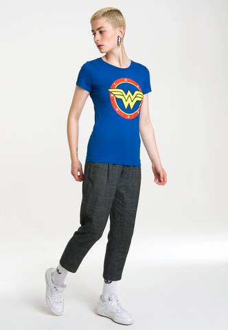 LOGOSHIRT T-Shirt 'Wonder Woman - Logo Circle' in Blau