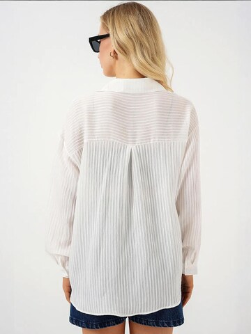 Bigdart - Camisa em branco