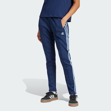 Coupe slim Pantalon 'Adicolor SST' ADIDAS ORIGINALS en bleu : devant