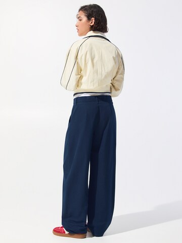Pull&Bear Wide Leg Bukser med lægfolder i blå