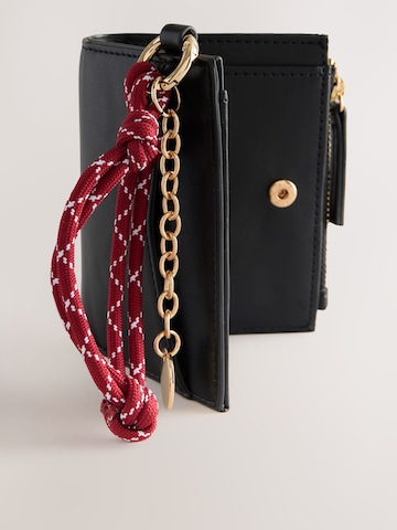 Next Wallet in Black