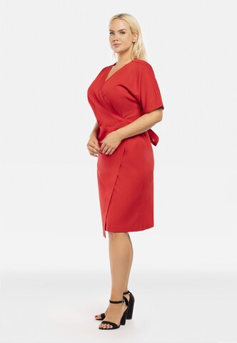 Karko Cocktail Dress in Red