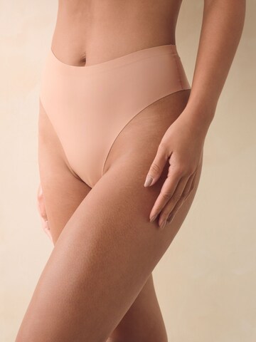 Tanga de la Next pe mai multe culori