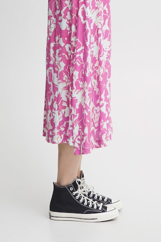 ICHI Rok in Roze