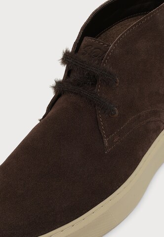 s.Oliver BLACK LABEL - Botas chukka em castanho