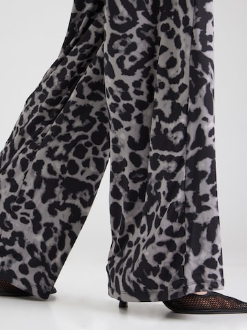 Wide leg Pantaloni 'VILeoa' di VILA in grigio