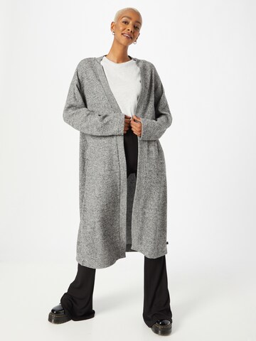 Manteau en tricot ESPRIT en gris