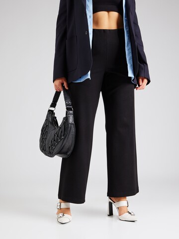 Vero Moda Curve Wide Leg Bukser 'AUGUSTA' i sort: forside