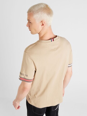 TOMMY HILFIGER Bluser & t-shirts i beige