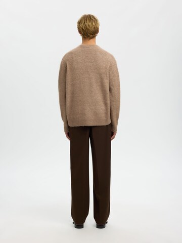 SELECTED - Cárdigan en marrón