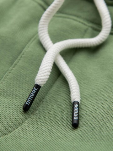 Ombre - regular Pantalón deportivo en verde