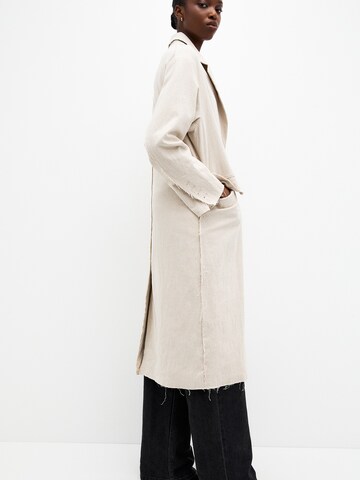 Pull&Bear Between-seasons coat in Beige