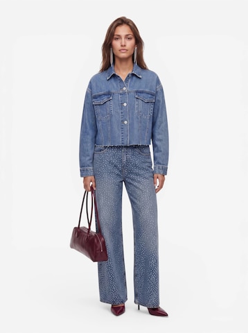 SNOBARIA Between-Season Jacket in Blue