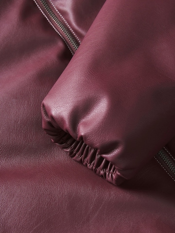 Veste mi-saison 'JXCALA' JJXX en rouge