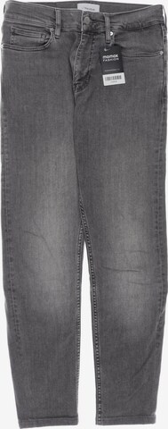 Calvin Klein Jeans in 29 in Grey: front