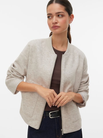 VERO MODA - Chaqueta de entretiempo 'VMIda' en marrón: frente