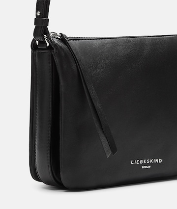 Liebeskind Berlin Válltáska 'Nina' - fekete