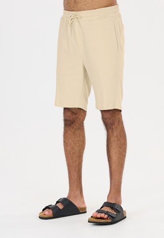 NOU Regular Pants 'Lucan' in White: front