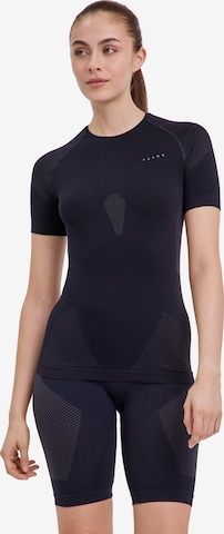 FALKE Base Layer in Black: front
