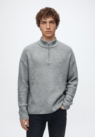 HOLLISTER Sweater in Grey: front