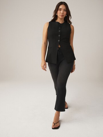 Bootcut Jeans di Next in nero