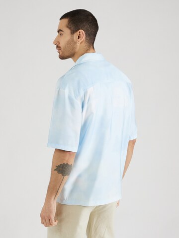 ABOUT YOU x Kevin Trapp Comfort fit Button Up Shirt 'Mika' in Blue