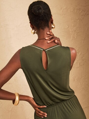 Tuta jumpsuit di love & roses in verde