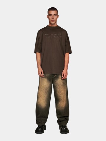 Maglietta 'L’Essentiel T-Shirt - T17471' di Made By Society in marrone