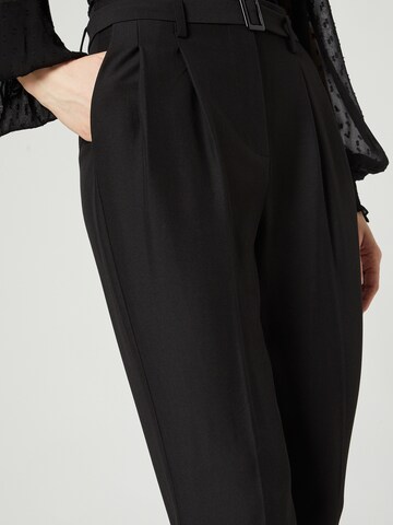 Guido Maria Kretschmer Women - regular Pantalón plisado 'Erika' en negro