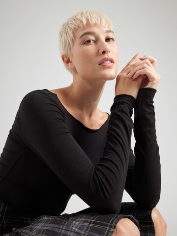 Maglietta 'ONLHUDSON' di ONLY in nero