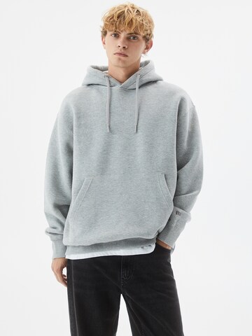 Pull&Bear Sweatshirt in Grijs: voorkant