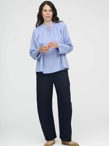 moshi moshi mind Shirt 'July' in Blau