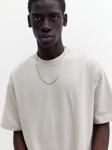 Pull&Bear Тениска в сиво