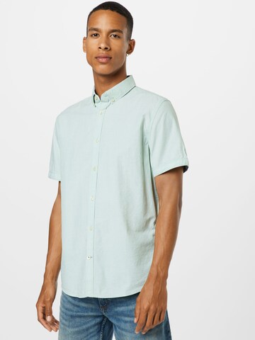 Coupe regular Chemise TOM TAILOR en vert : devant