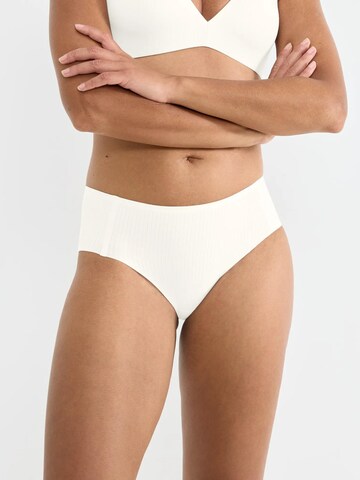 SLOGGI Panty 'ZERO Feel' in White: front