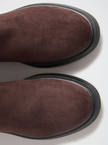 love & roses Boot in Brown