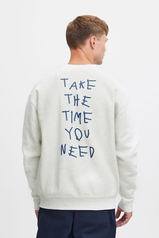 Sweat-shirt !Solid en gris
