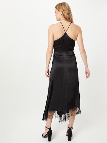 Robe de soirée Dorothy Perkins en noir