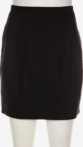 Closed Skirt in XS in Black: front