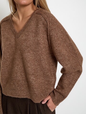 Peppercorn Overdel 'Tirna' i beige