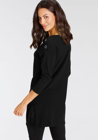 LAURA SCOTT Sweater in Black