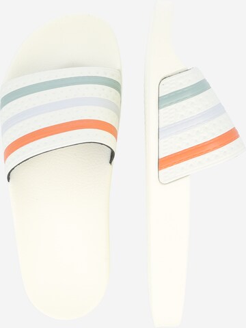 ADIDAS ORIGINALS Μιούλ 'Adilette' σε λευκό