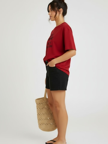 WEARABLE STORIES Shirt 'Kiss me' in Rood