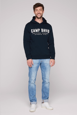 CAMP DAVID Sweatshirt in Blau